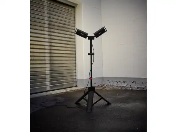 Bild 2 von PARKSIDE PERFORMANCE® Arbeitsstrahler LED 2x50W mit Stativ