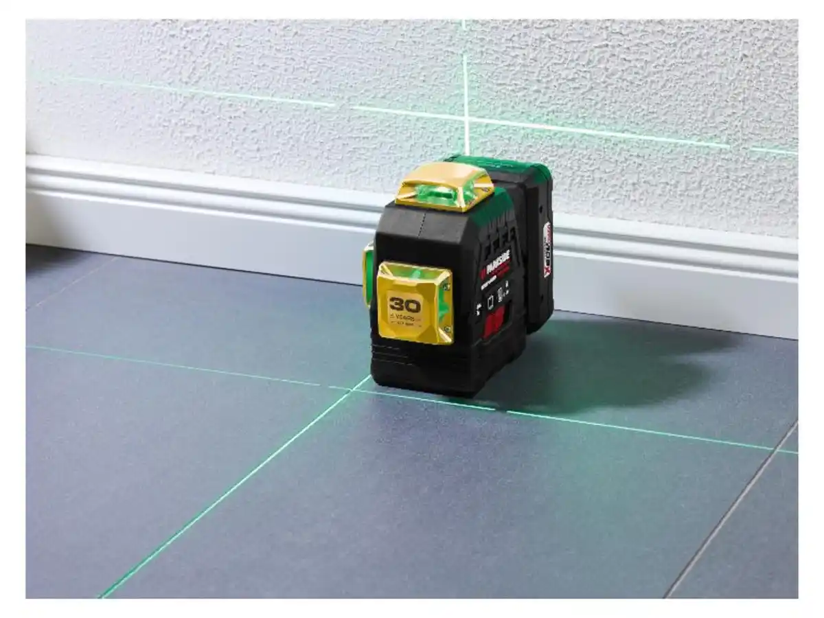 Bild 1 von PARKSIDE PERFORMANCE® 20 V Akku-Kreuzlinienlaser Limited Edition »PKLLP 3360 A1« mit Akku – mit Ladegerät