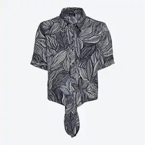 Damen-Bluse mit Knopfleiste