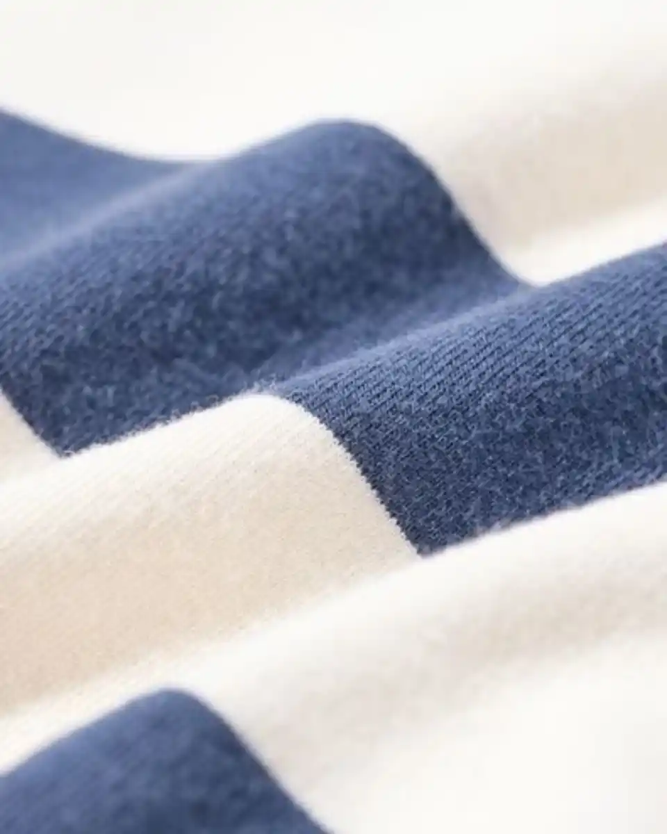 Bild 2 von Babypullover aus Sweatstoff, gestreift blau