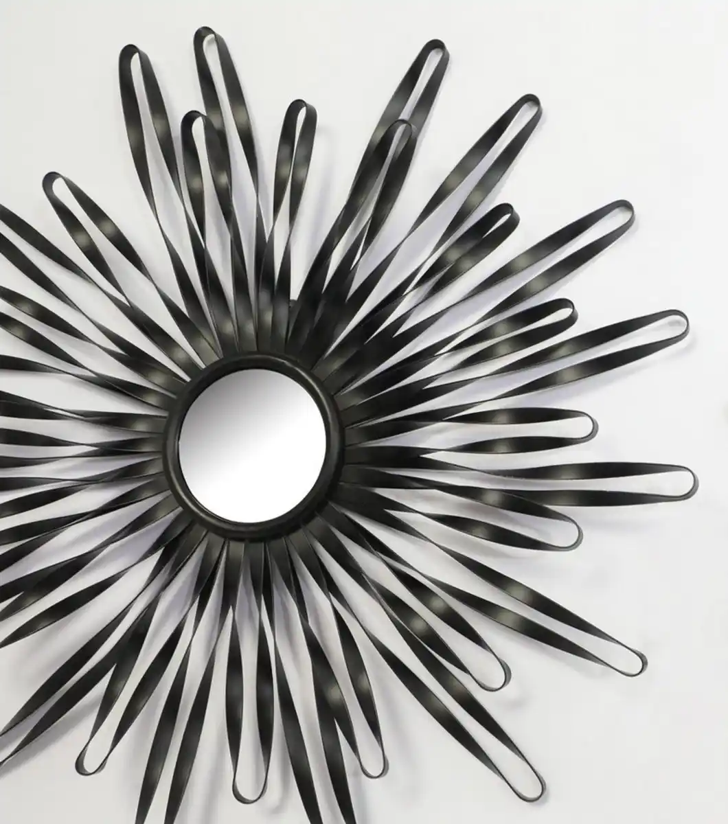 Bild 1 von OTTO home Wanddekoobjekt Sonne, goldfarben, im 2er Set: 35 und 46cm (2er-Set), Wanddekoration aus Metall mit kleinem Spiegel in der Mitte
