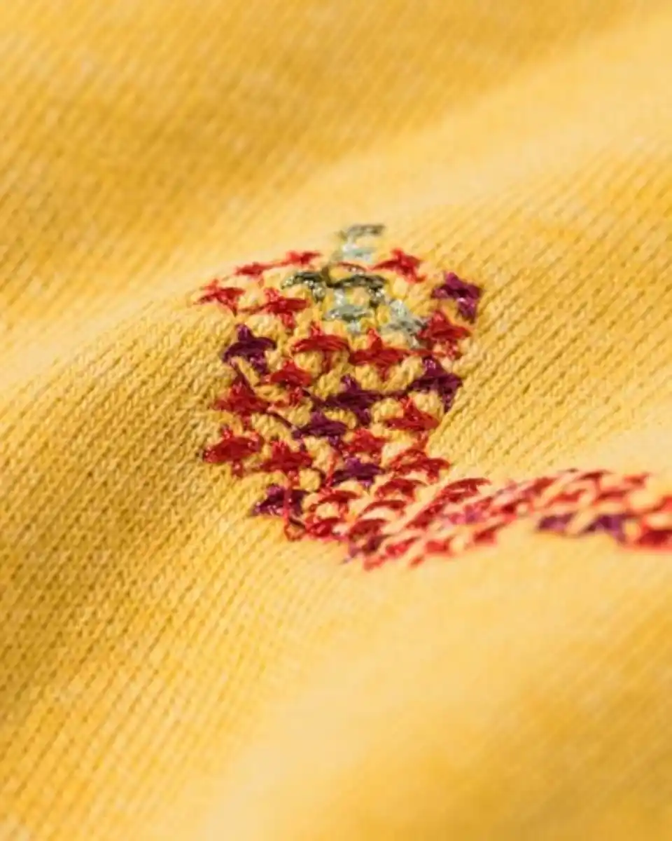 Bild 3 von Kinderpullover aus Sweatstoff, Essen senfgelb