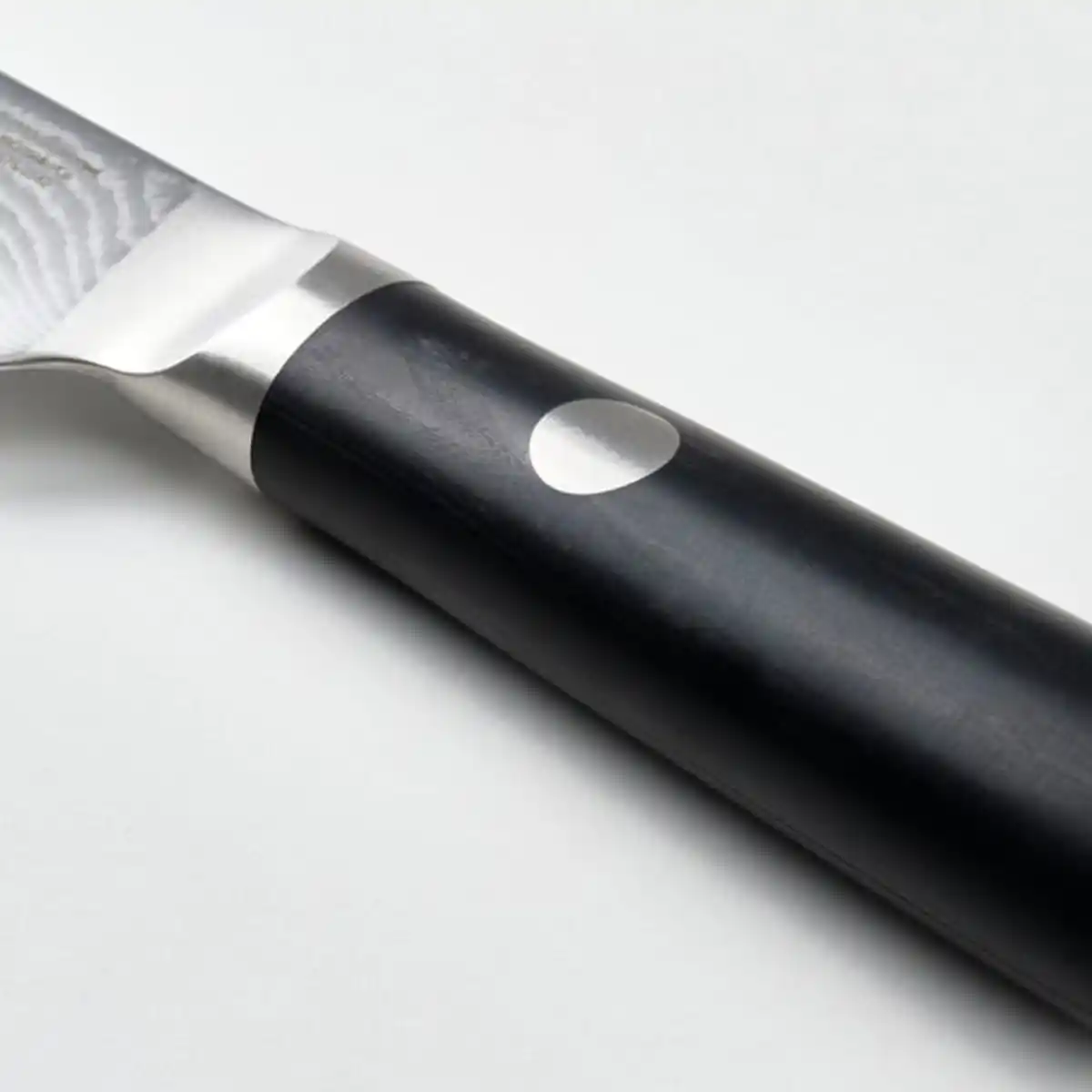 Bild 4 von FJÄLLRÖDING Schälmesser, Damaszener Stahl/schwarz, 10 cm