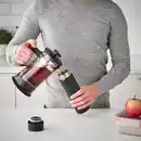 Bild 3 von UNDERSÖKA Reise-Isolierbecher, schwarz, 0.4 l