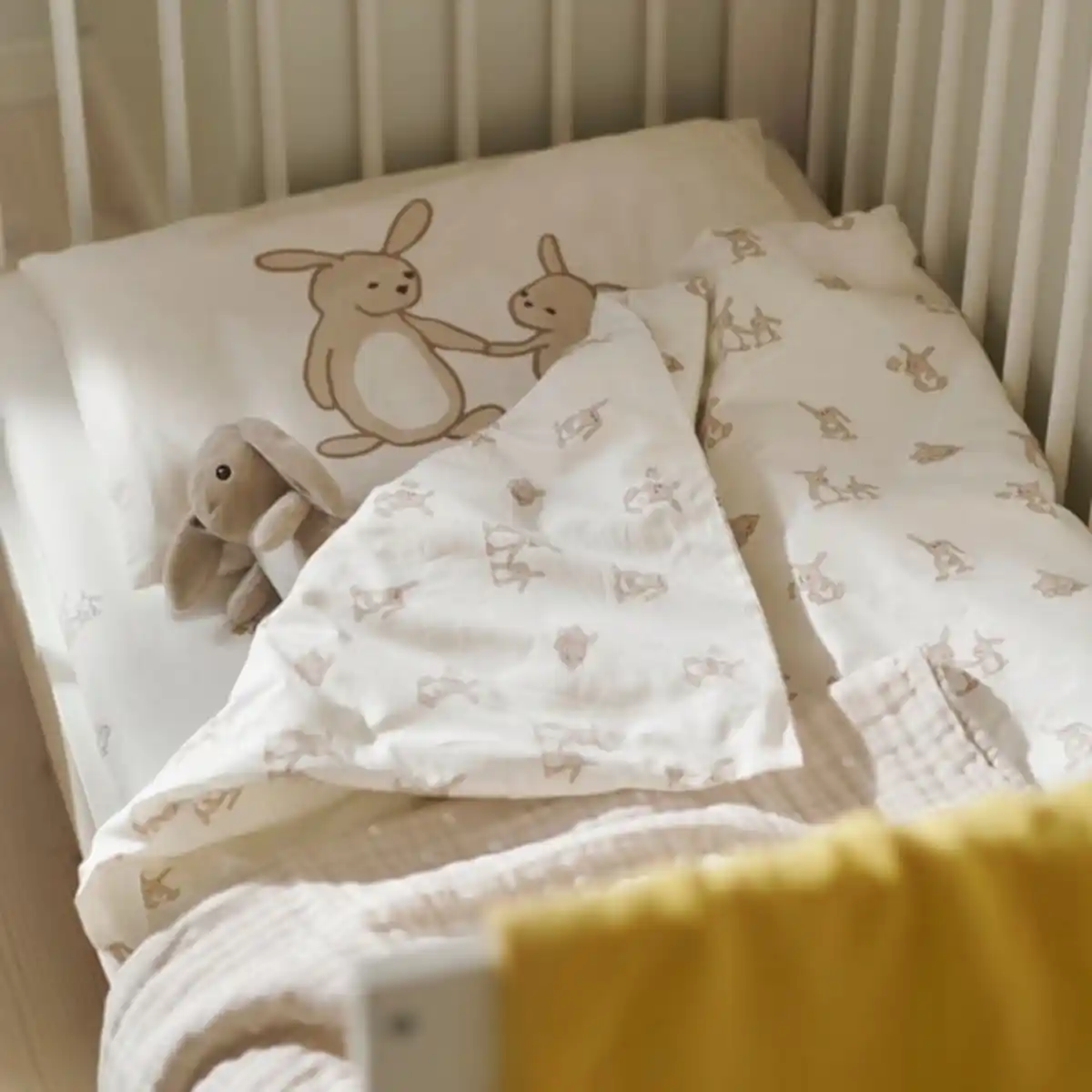 Bild 3 von DVÄRGHARE Stoffspielzeug, Hase/beige, 21 cm