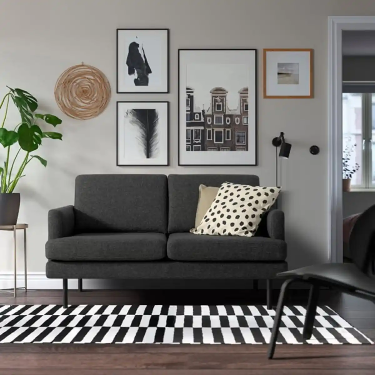 Bild 2 von GRILLSTORP 2er-Sofa, Gunnared dunkelgrau/Metall