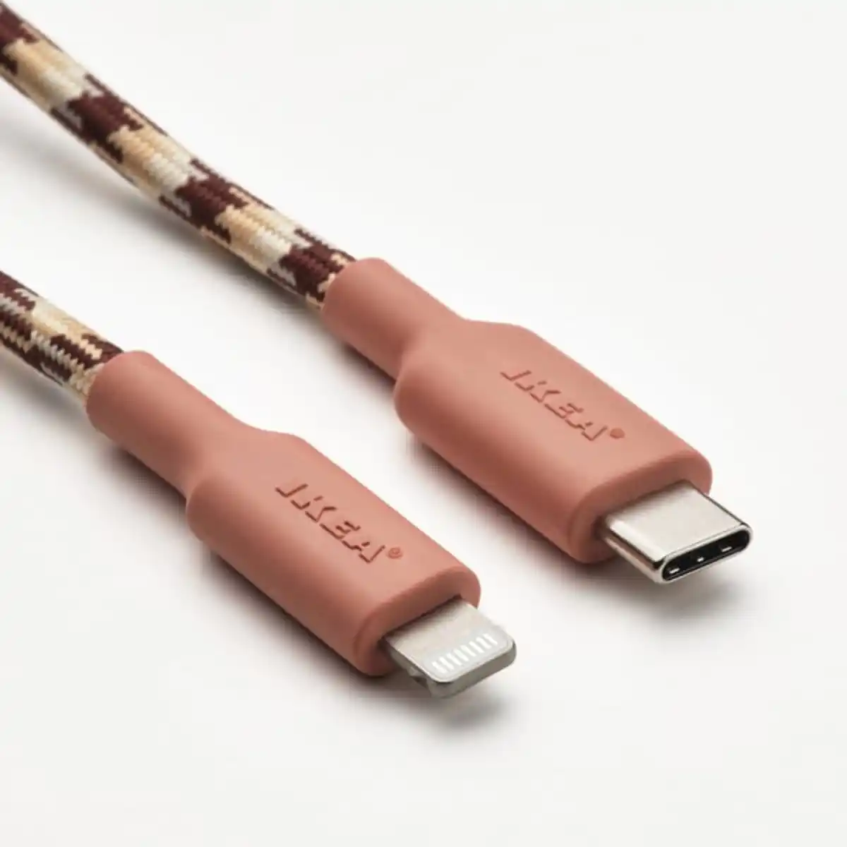 Bild 2 von LILLHULT USB-C auf Lightning, rosa/beige, 1.5 m