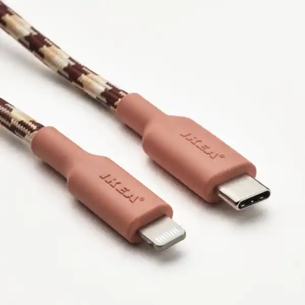 Bild 2 von LILLHULT USB-C auf Lightning, rosa/beige, 1.5 m