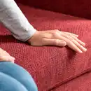 Bild 3 von SMEDSTORP 2er-Sofa, Lejde/rot/braun Eiche