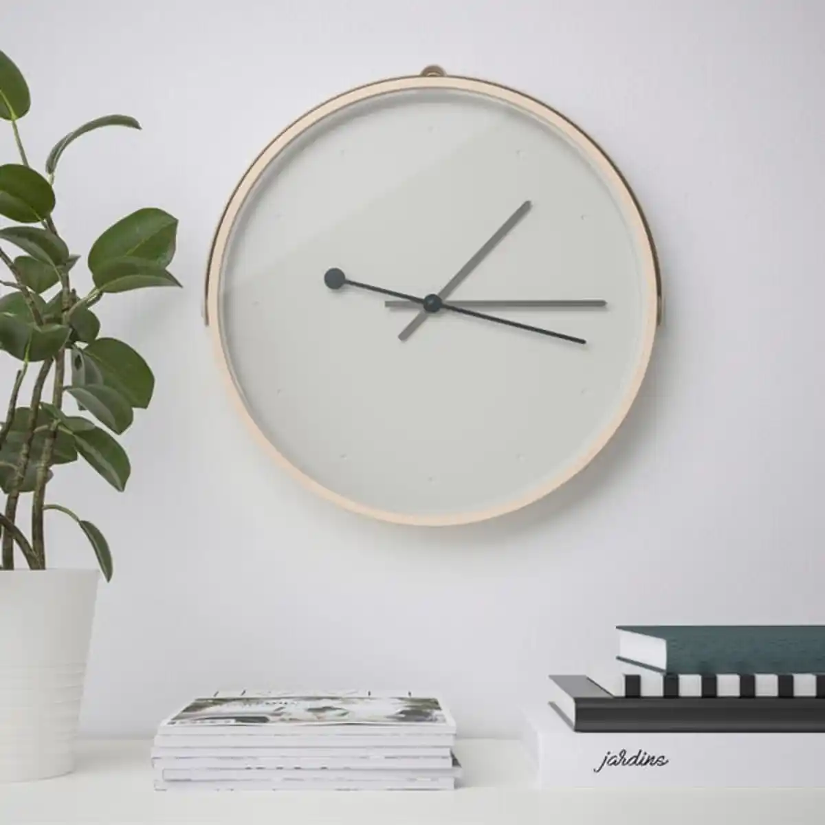 Bild 3 von ROTBLÖTA Wanduhr, Eschenfurnier/hellgrau, 42 cm