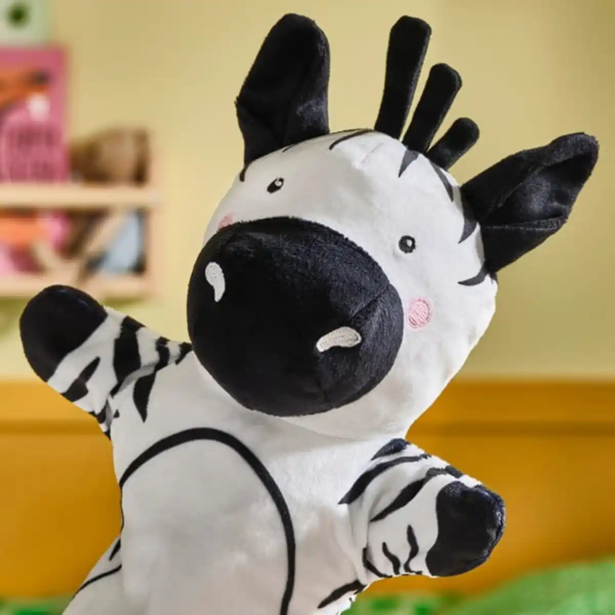 Bild 2 von NATTHÄGER Handpuppen-Set, 3-tlg., Krokodil Zebra/Tiger bunt