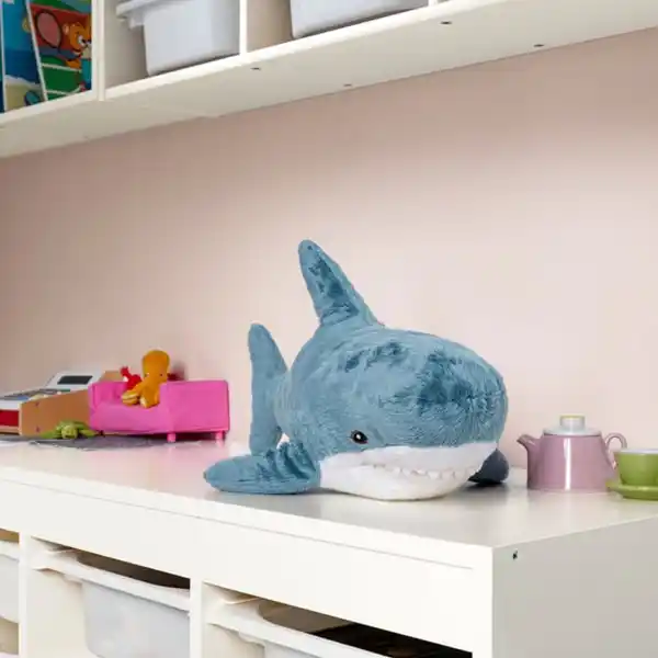 Bild 2 von BLÅHAJ Stoffspielzeug, Babyhai, 55 cm