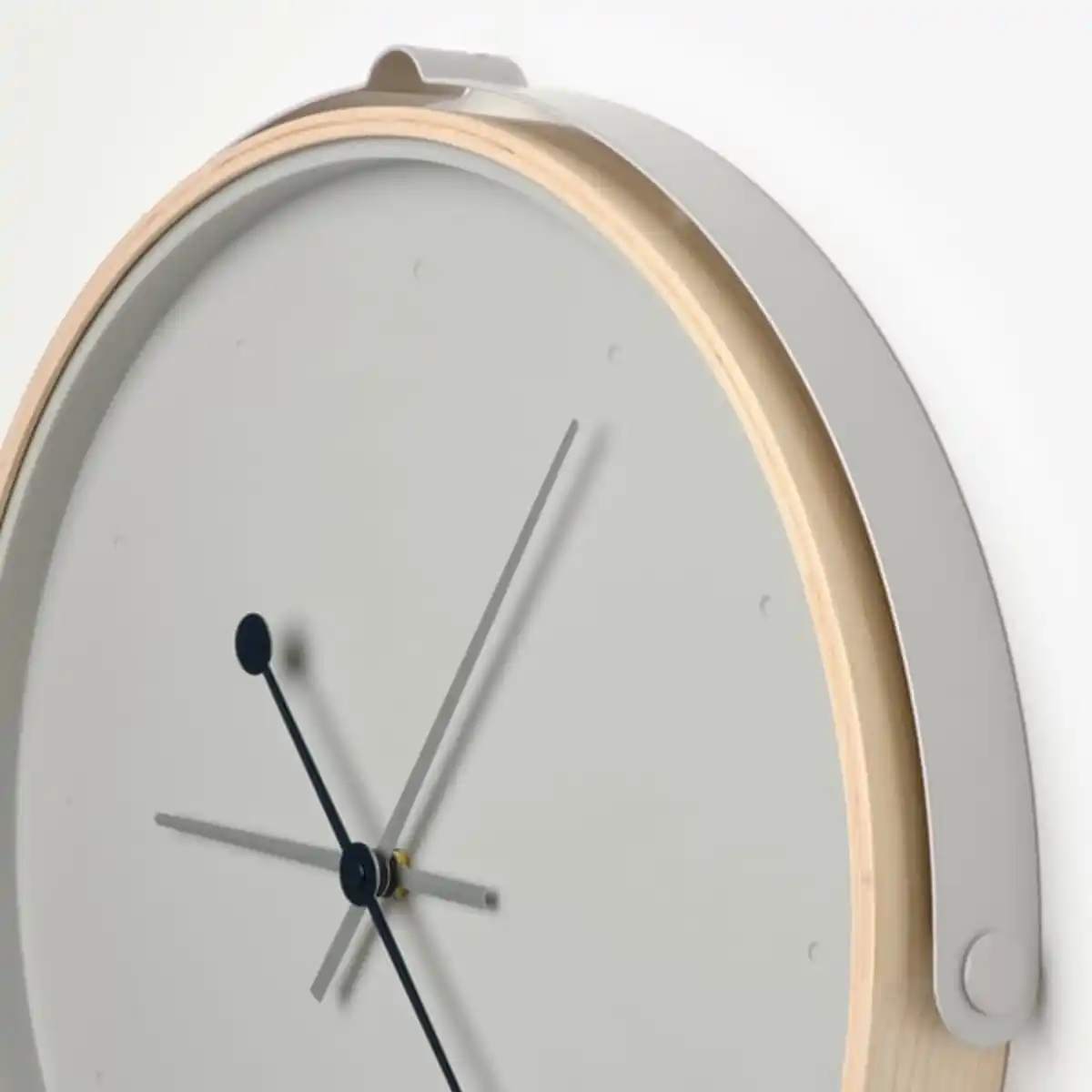Bild 4 von ROTBLÖTA Wanduhr, Eschenfurnier/hellgrau, 42 cm