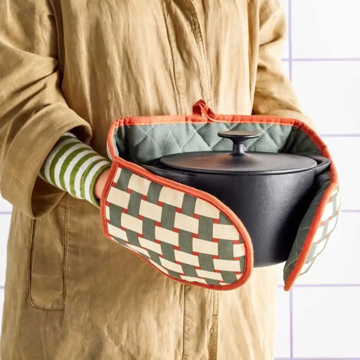 Bild 2 von RINNIG Ofenhandschuh, durchgehend, gemustert hellbeige/graugrün braunrot