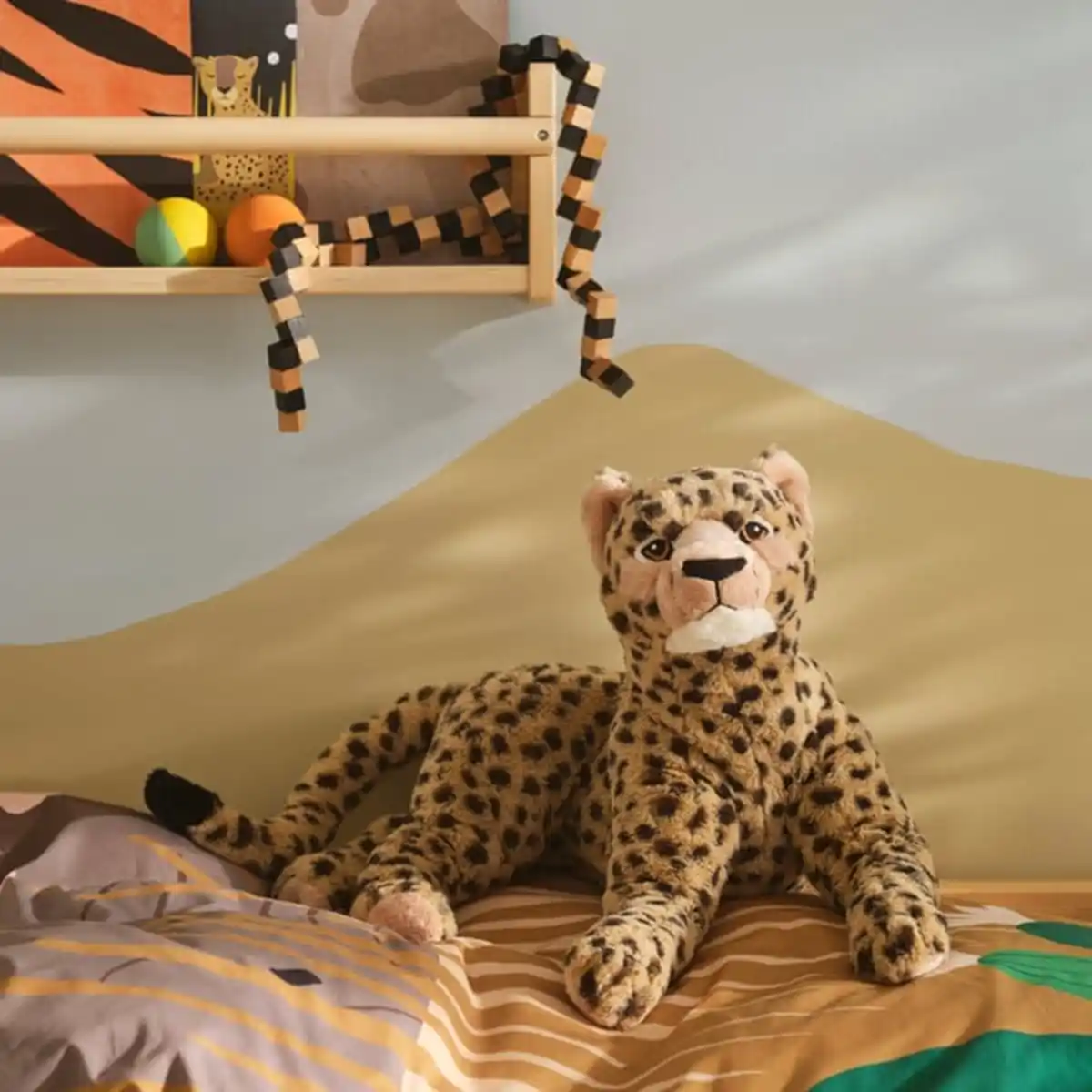 Bild 3 von SANDLÖPARE Stoffspielzeug, Gepard/beige, 50 cm