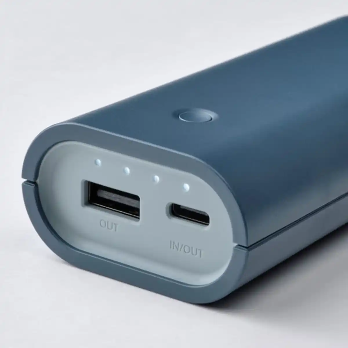 Bild 4 von VARMFRONT Powerbank, tragbar, blau, 5200 mAh