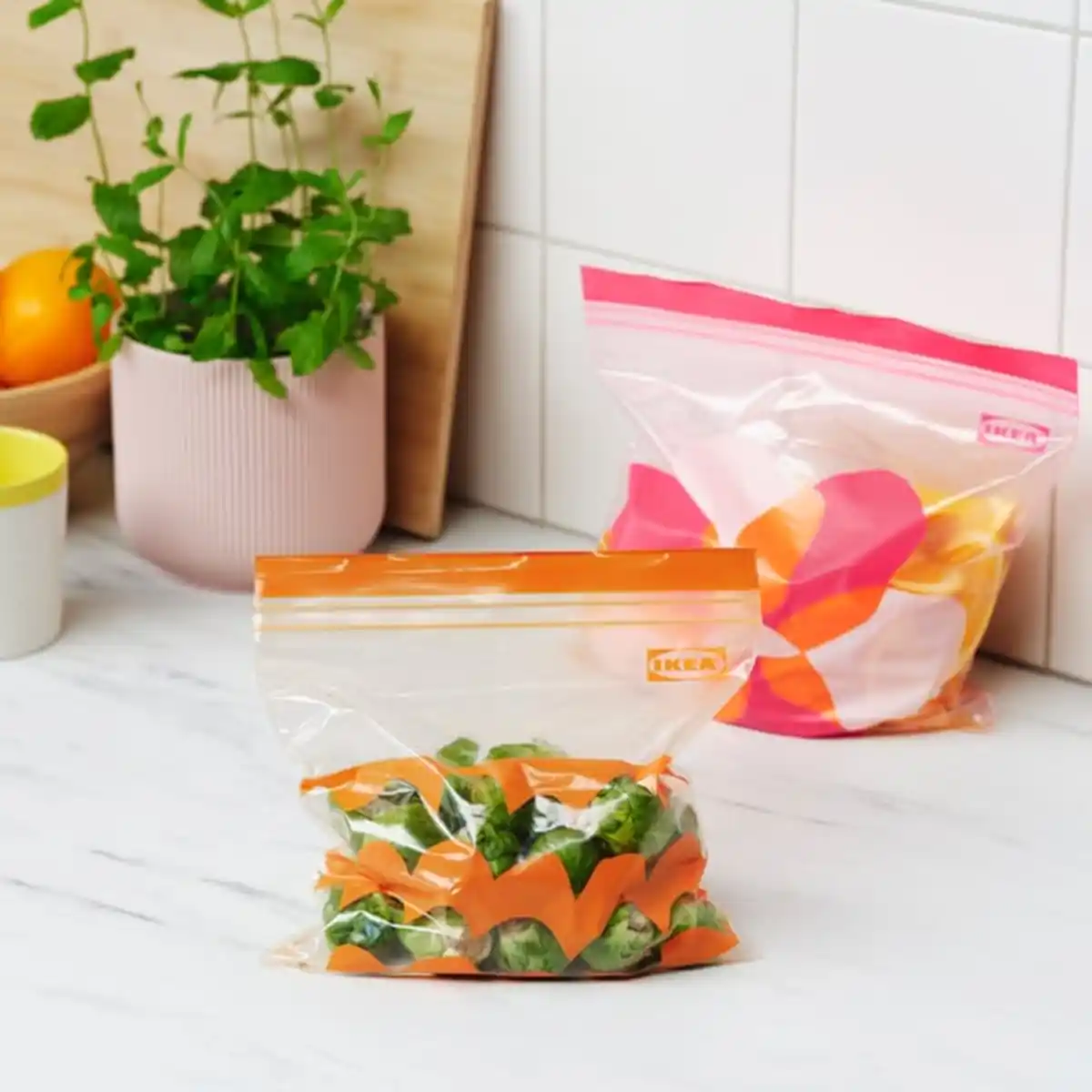 Bild 3 von ISTAD Beutel, wiederverschließbar, rosa/orange, 2.5/1.2 l
