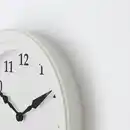 Bild 2 von SÖNDRUM Wanduhr, weiß, 35 cm