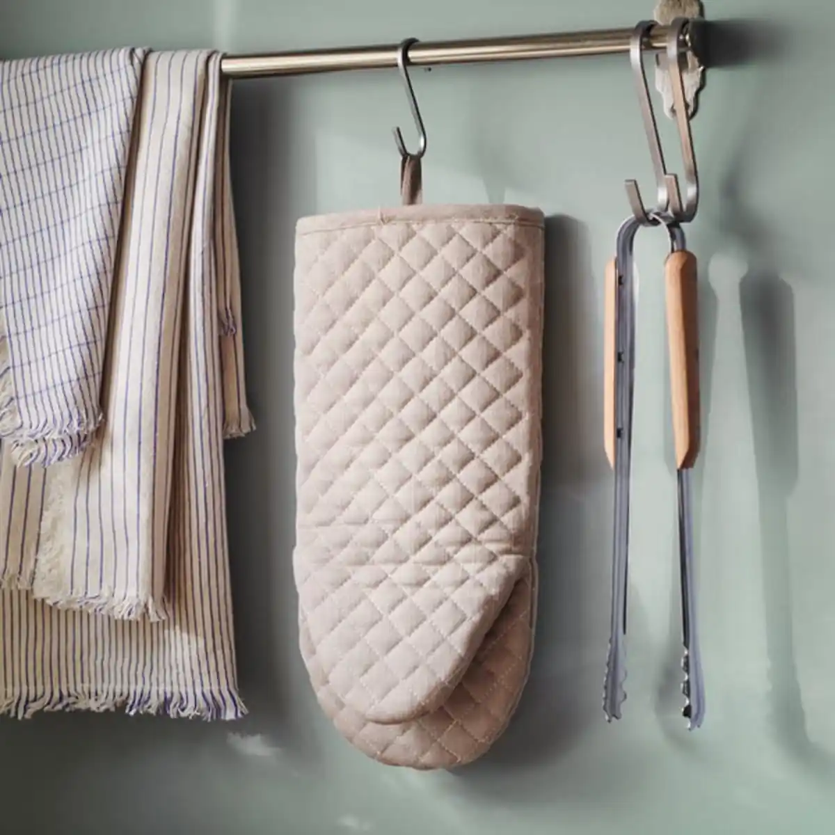 Bild 3 von VÄLVÅRDAD Ofenhandschuh, beige