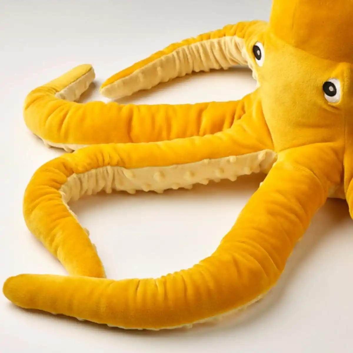 Bild 3 von BLÅVINGAD Stoffspielzeug, Oktopus/gelb, 50 cm
