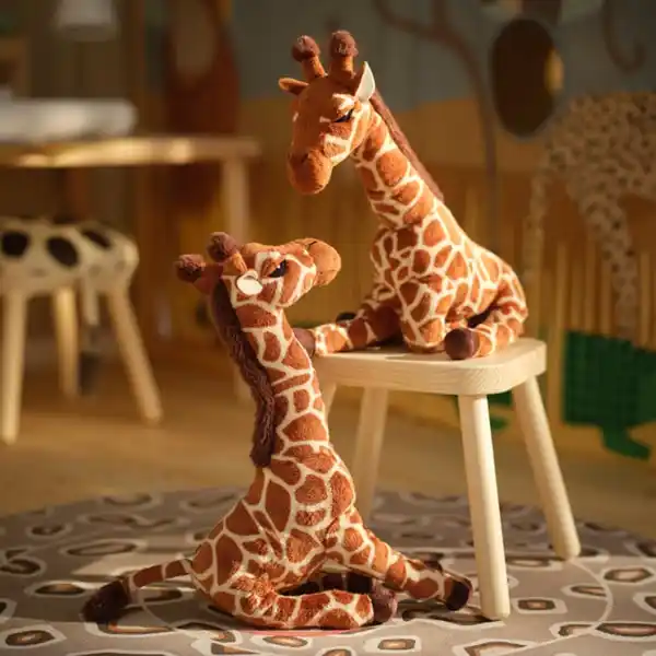 Bild 3 von SANDLÖPARE Stoffspielzeug, Giraffenkalb/braun, 45 cm