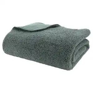 HOME CREATION Teddy Fleece Decke, Grün