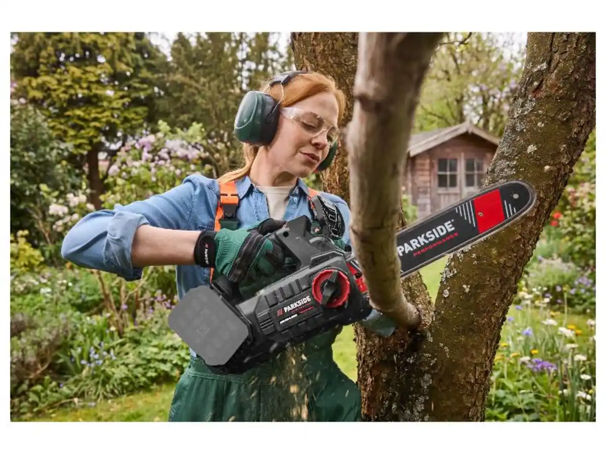 Bild 2 von PARKSIDE PERFORMANCE® 40 V Akku-Baumpflegesäge »PPAKS 40-Li B2«, ohne Akku und Ladegerät""