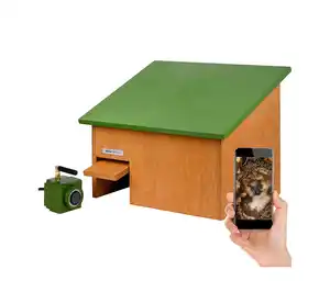 Dobar Igelhaus mit Kamera