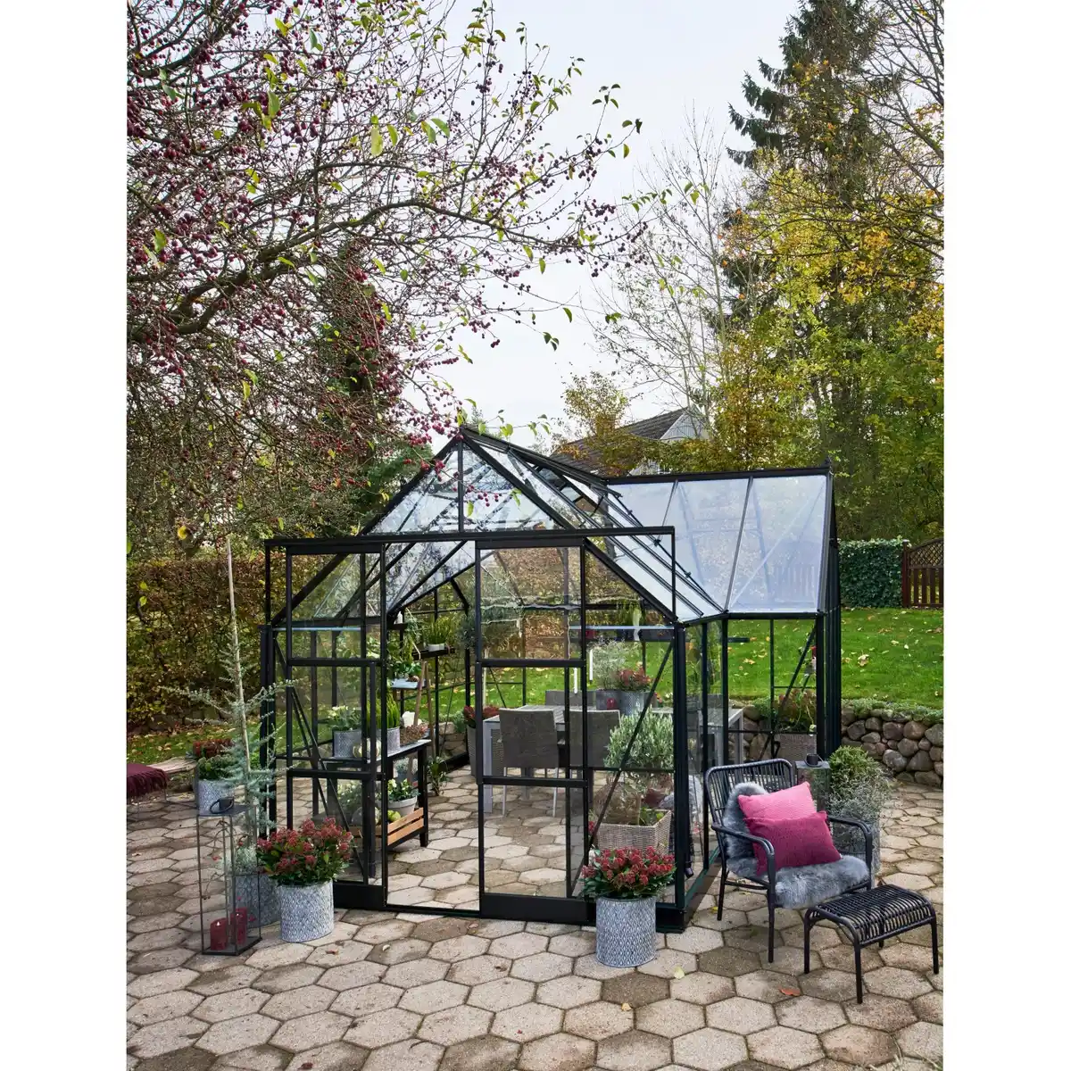 Bild 1 von Halls Gewächshaus GardenRoom Set Schwarz 12,9 m² inkl. Fundamentrahmen