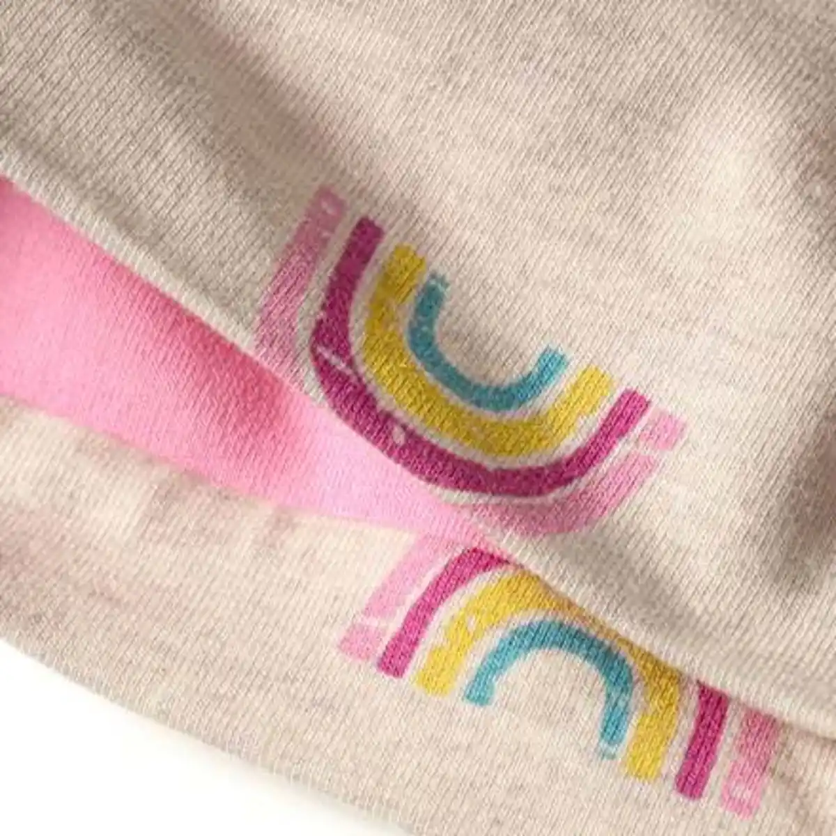 Bild 2 von ALANA Beanie mit Regenbogen-Muster, beige, Gr. 48/49, 1 St