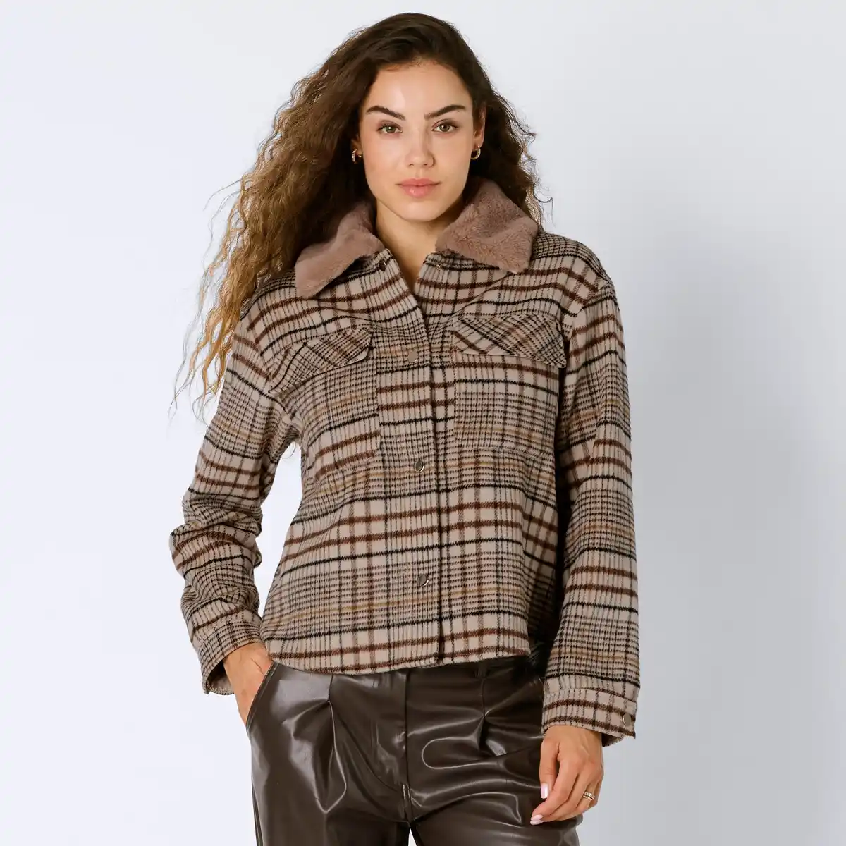 Bild 1 von Damen-Karojacke mit Kunstfell-Kragen