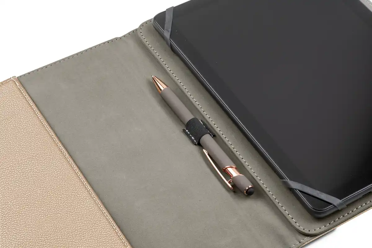 Bild 3 von IDEENWELT Tablethülle für 10-Zoll-Tablets beige
