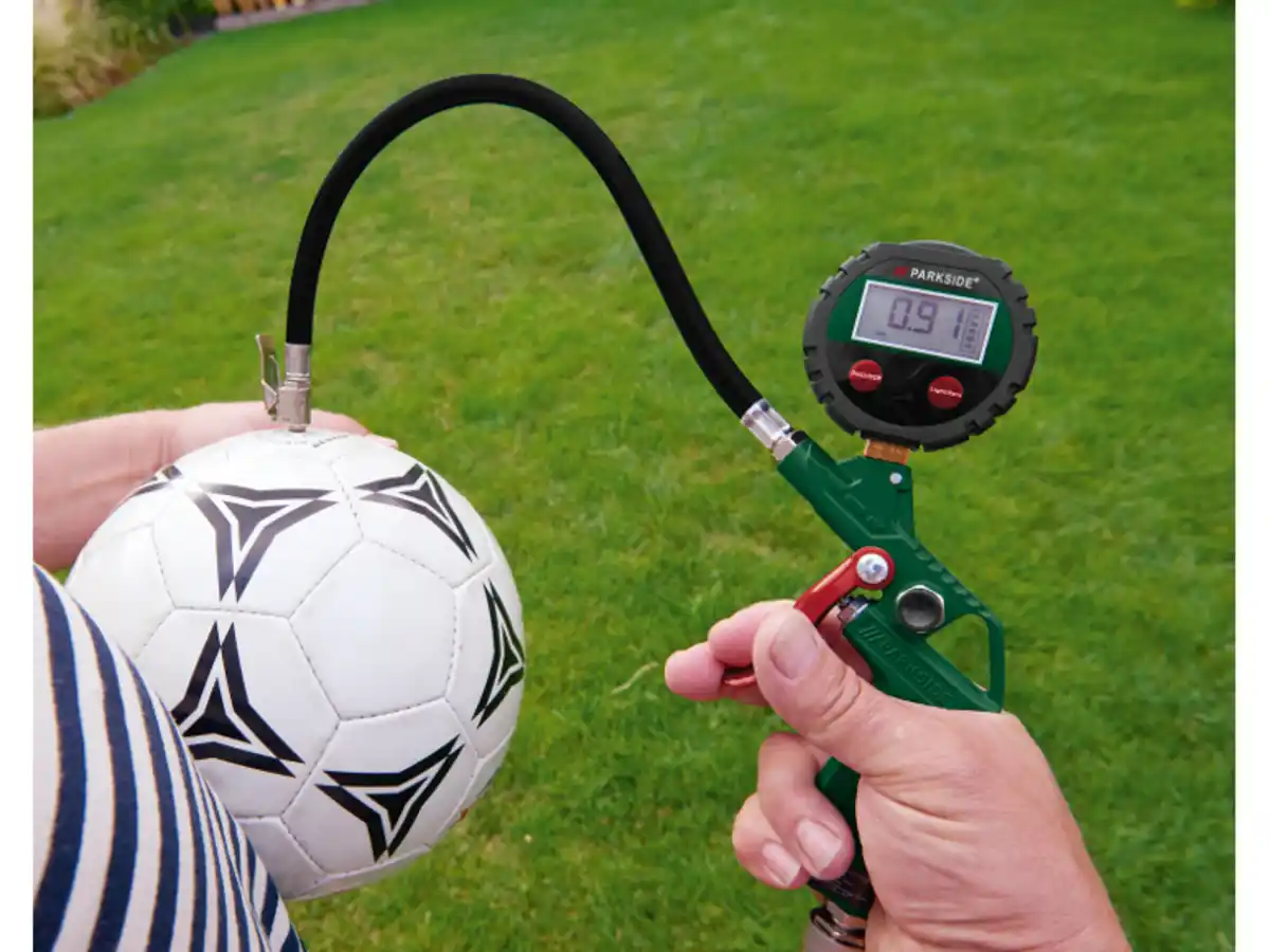 Bild 3 von PARKSIDE® Digitaler Reifenfüller »PDLD 10 C2«, inkl. Druckluft-Spiralschlauch 10 m""