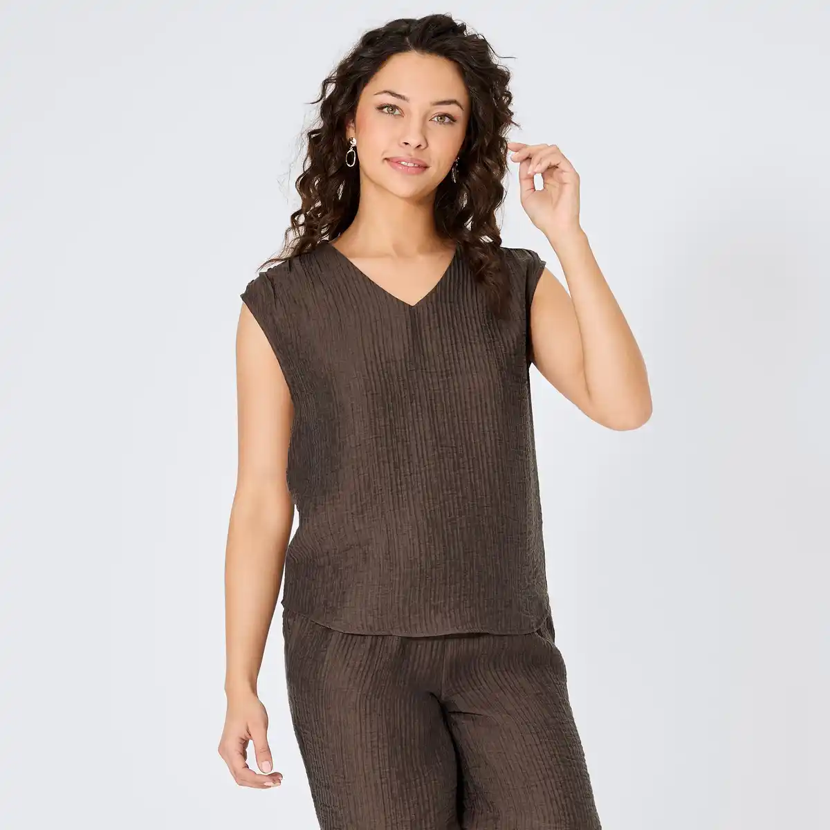 Bild 1 von Damen-Bluse mit V-Ausschnitt
