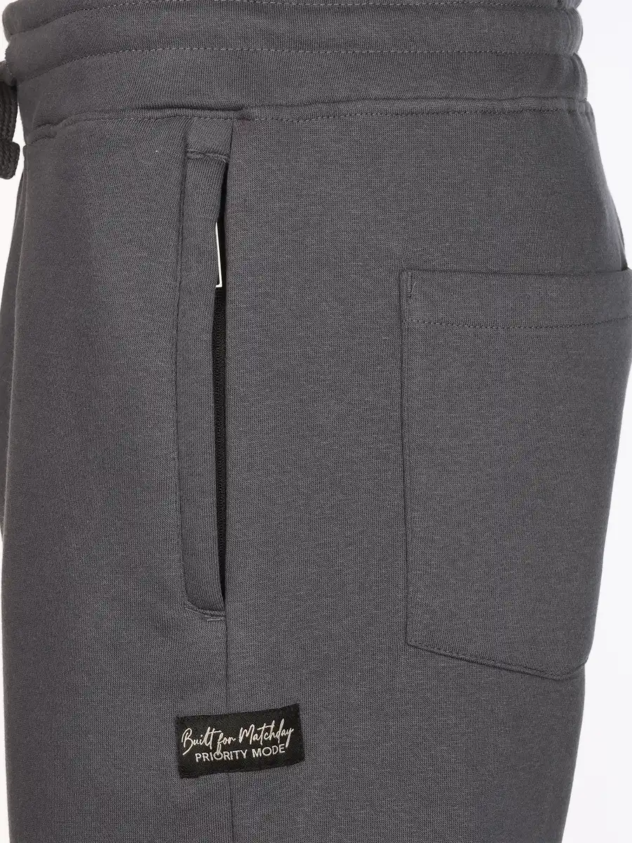 Bild 4 von Herren Jogginghose mit Taschen Schwarz