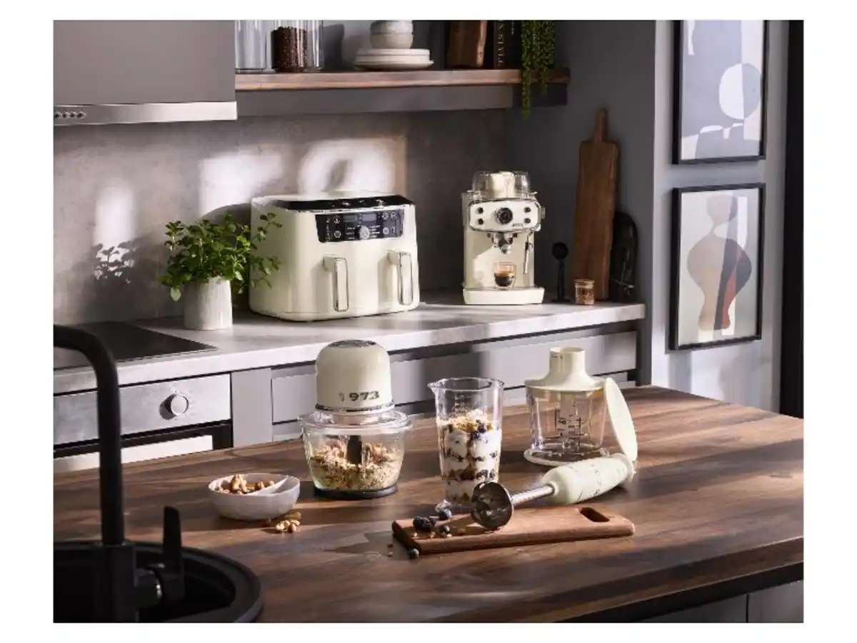 Bild 2 von SILVERCREST® Espressomaschine »SEMR 1400 B1« (Achtung: LV OSBE/OSCZ/OSFR/OSNL/OSPL/OSSK)