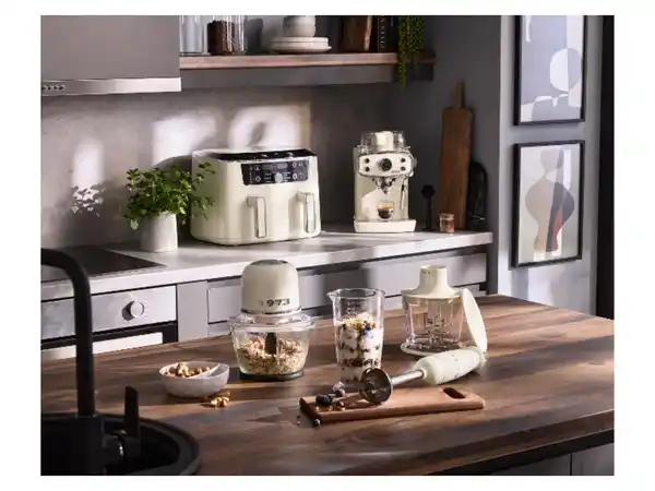 Bild 2 von SILVERCREST® Espressomaschine »SEMR 1400 B1« (Achtung: LV OSBE/OSCZ/OSFR/OSNL/OSPL/OSSK)