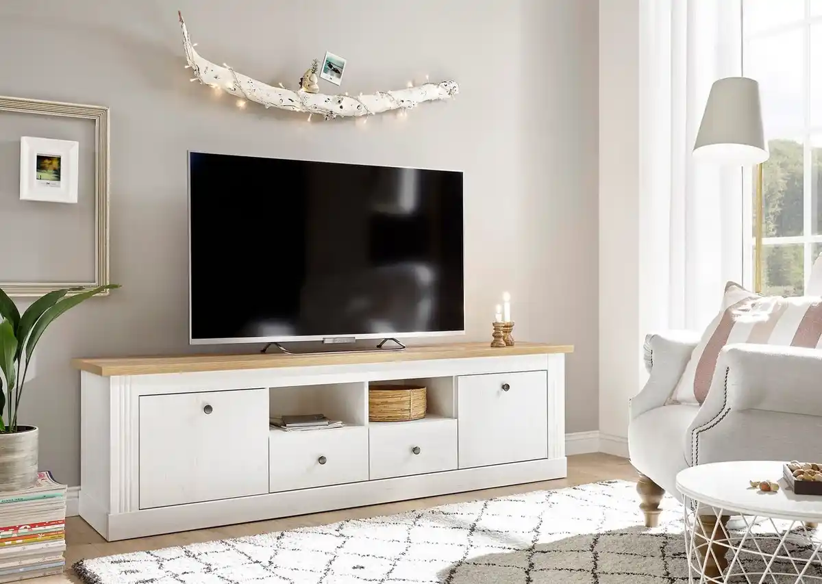 Bild 1 von OTTO home Lowboard Westminster, TV-Unterteil im Landhausstil, Kommode, TV-Schrank, Metallgriffe, viel Stauraum, in 2 Farben & drei Größen erhältlich