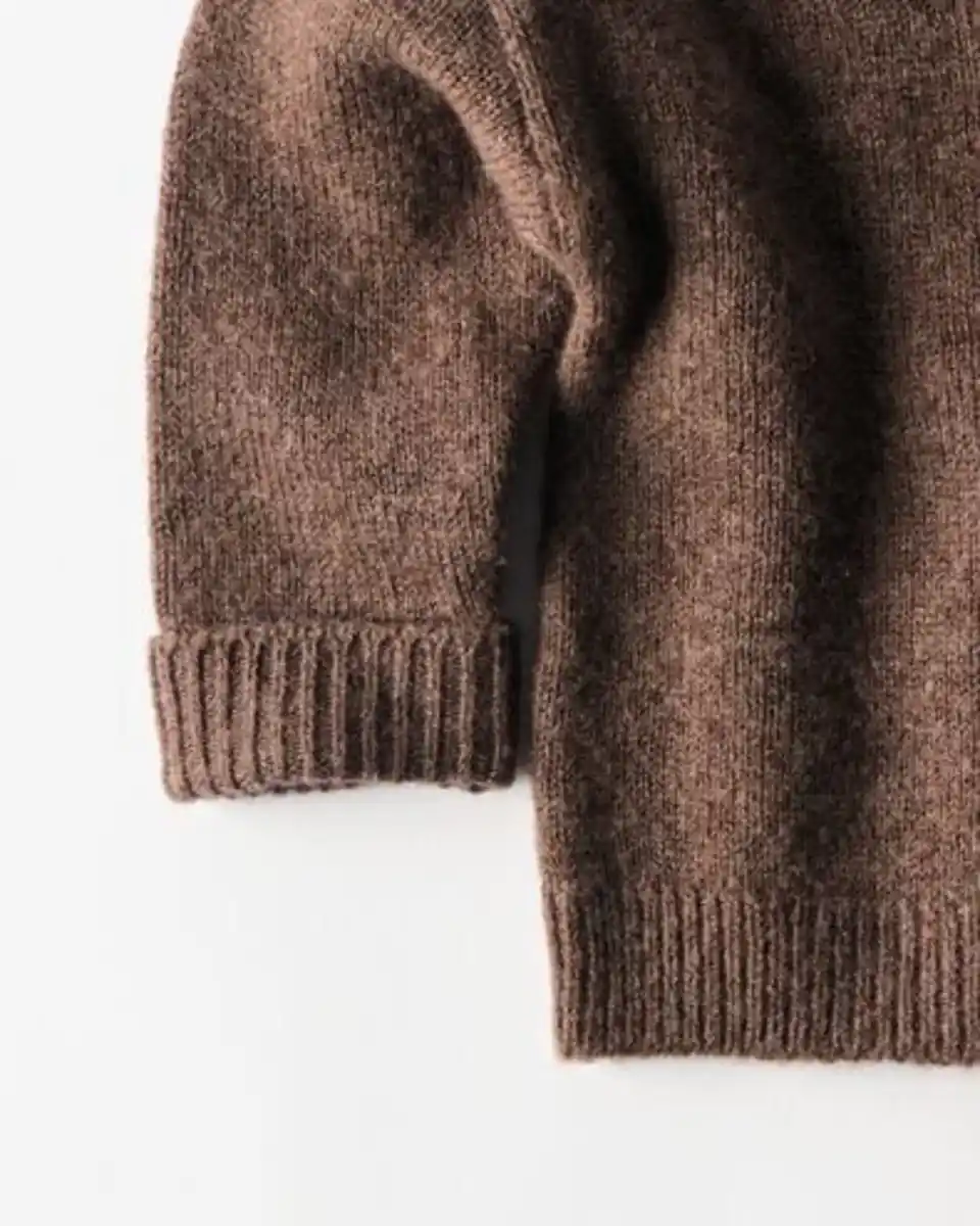 Bild 4 von Newborn-Pullover aus Merinowolle dunkelbraun