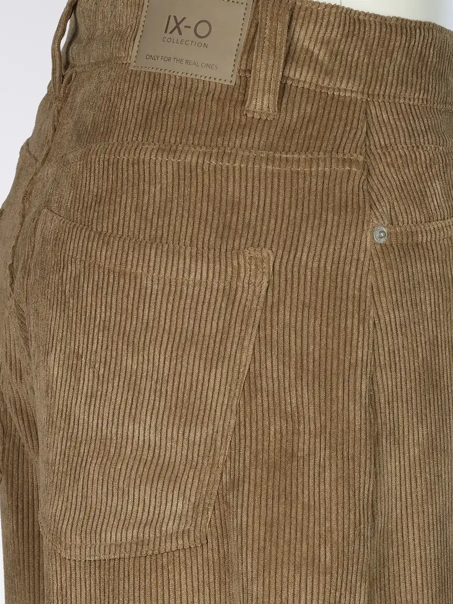 Bild 4 von Damen Cordhose in weiter Form Oliv