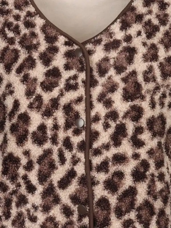 Bild 3 von Damen Teddyfleece Weste mit Leoprint Weiß