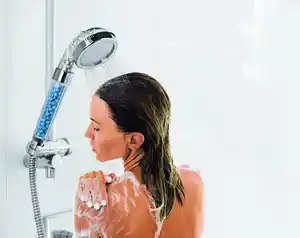EASYmaxx Wellness-Duschkopf mit Mineralperlen
