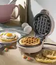 Bild 3 von IDEENWELT Mini-Waffeleisen beige