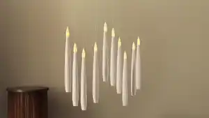 HOME CREATION Schwebende Kerzen mit Zauberstab