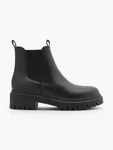 Graceland Chelsea Boots
