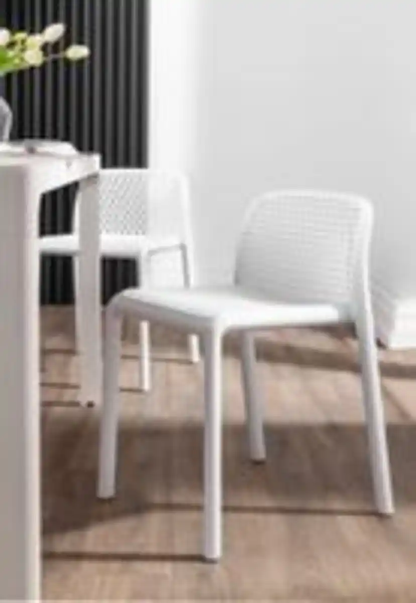Bild 2 von Better Home 4er-Set stapelbare Esszimmerstühle aus Polypropylen, ca. 49 x 38 x 45,5-66,5 cm - Weiß