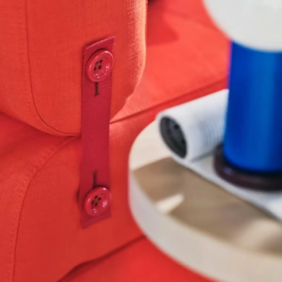 Bild 4 von IKEA PS 2026 Bettsessel, Skiftebo leuchtend orange