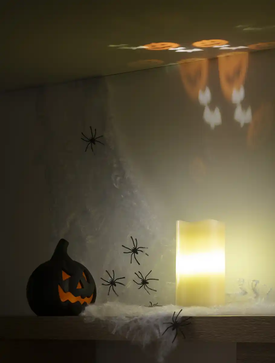 Bild 3 von IDEENWELT LED-Projektorkerze