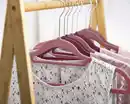 Bild 3 von IDEENWELT Kleiderbügel 10er-Set berry