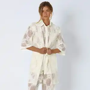 Damen-Cardigan in Ajour-Strick